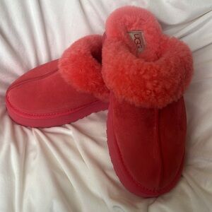 Ugg pink platforms never worn